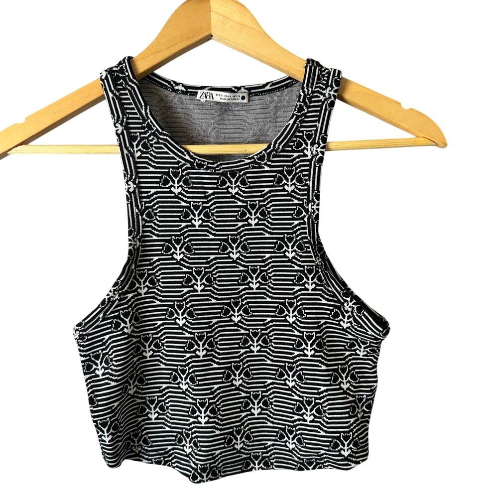 ZARA Black & White Racerback Crop Top Size S Geometric Print Summer Stretch